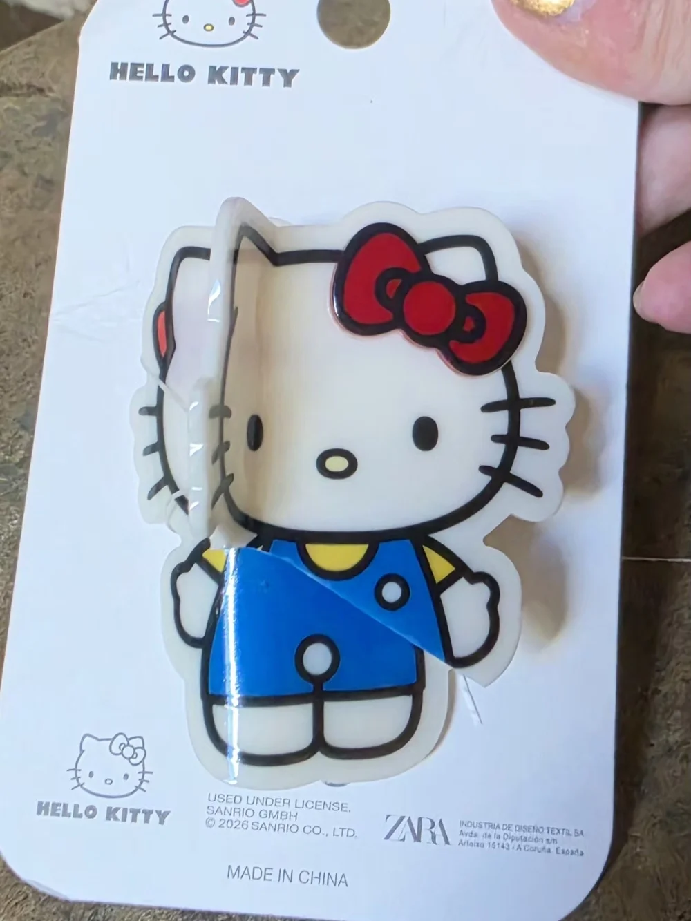 HELLO KITTY Zara x Sanrio Hello Kitty shaped clip